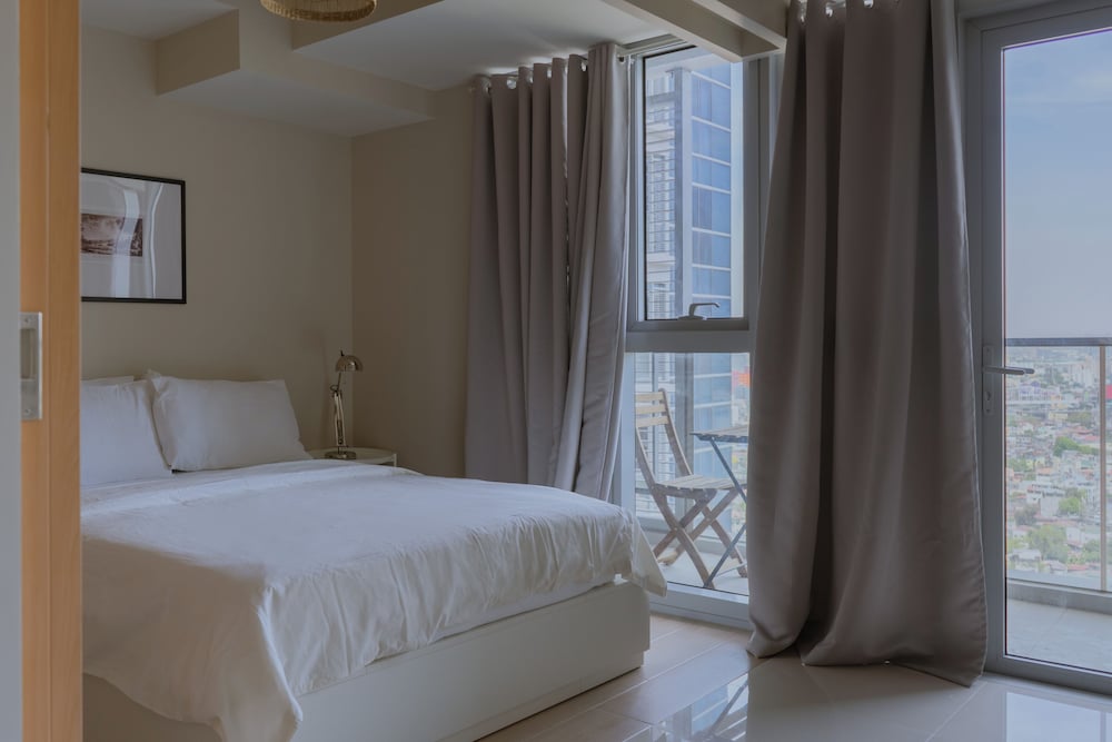 Superior Apartment, Balcony, City View