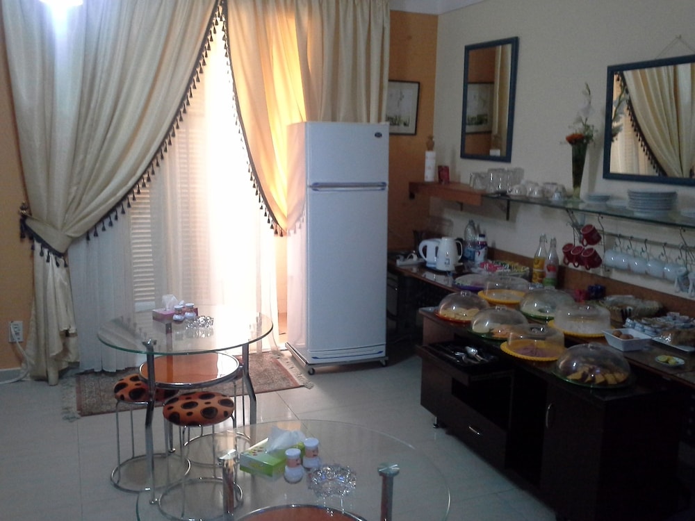 Luxury Studio Suite, 1 Bedroom, Non Smoking, Courtyard View photo 3