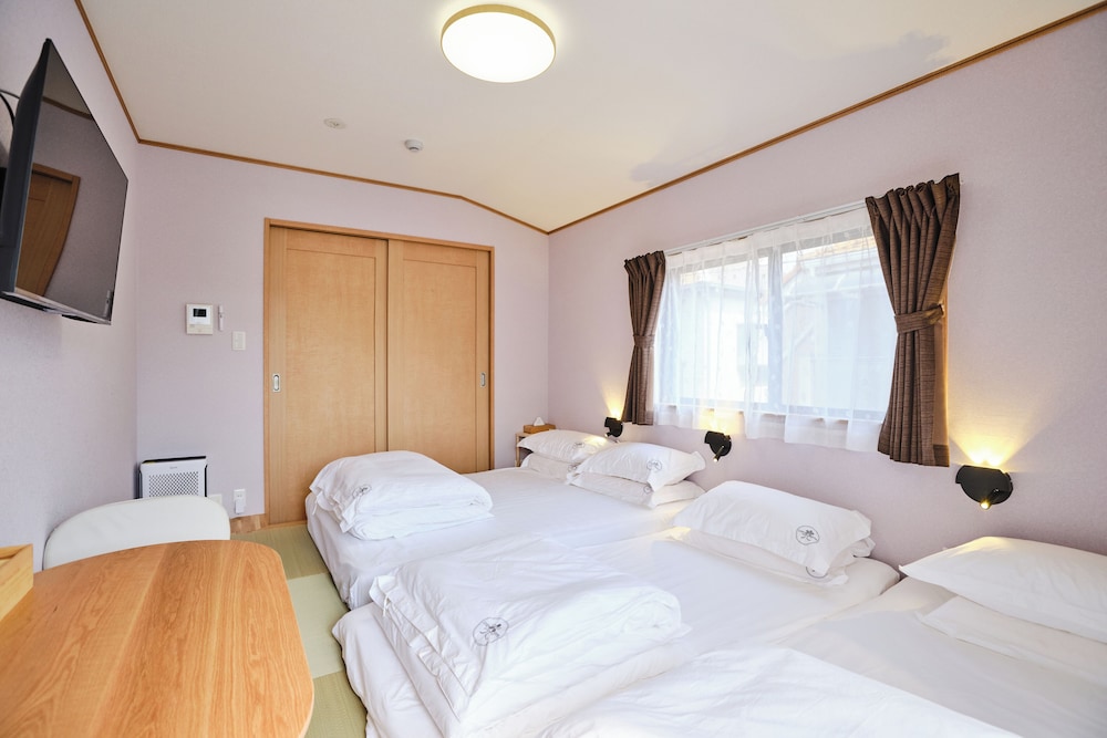 Family Apartment (with Balcony) No Cleaning Service Eco, Non Smoking, Up to 4 Guests photo 2