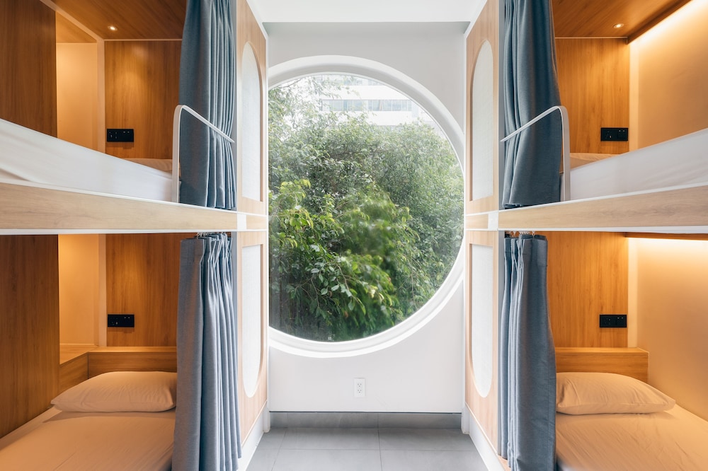 Premium Shared Dormitory, Women only, Non Smoking, City View photo 2