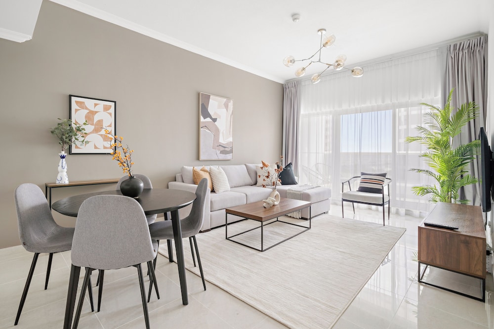 Luxury Apartment photo 1