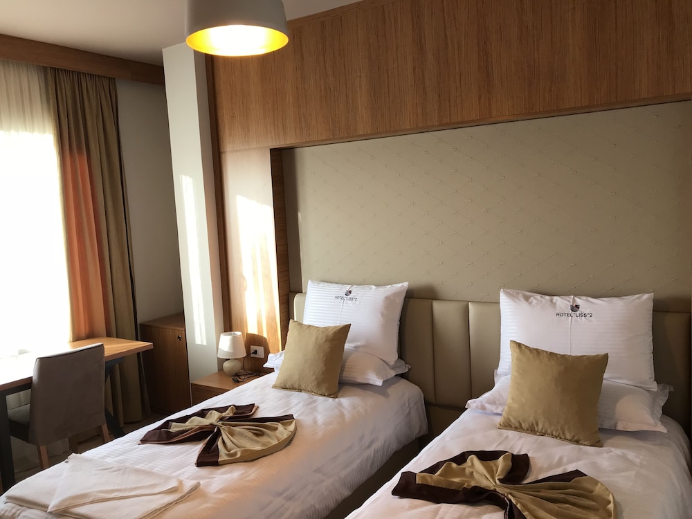 Comfort Suite, 2 Double Beds photo 3