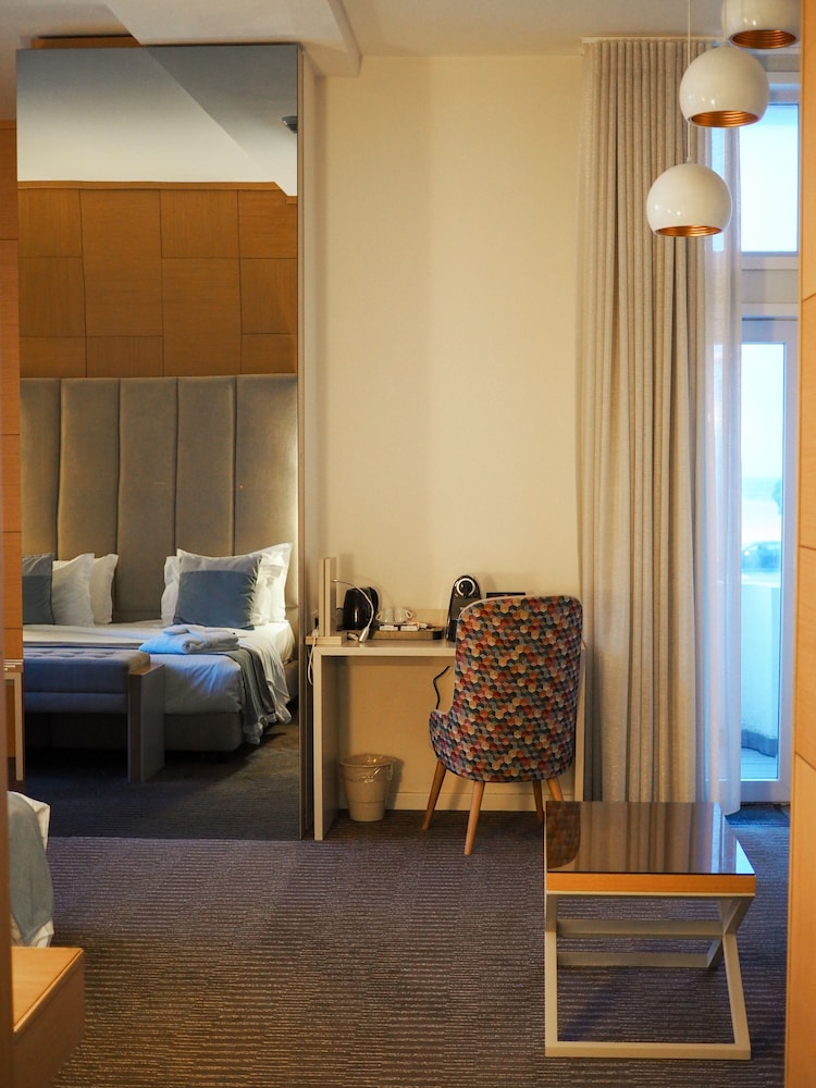 The 1 Suite Junior (Sea View) photo 1