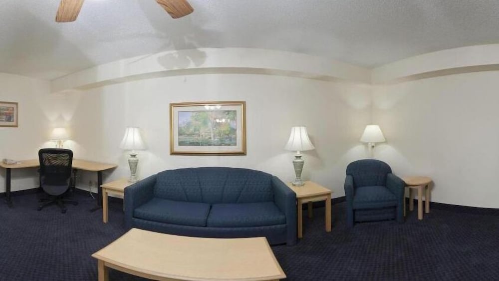 Suite, 1 King Bed
