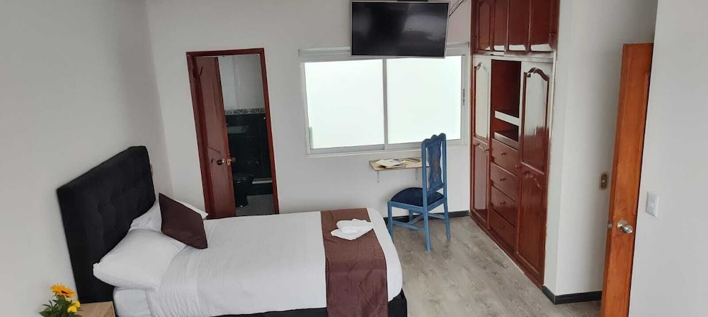 Family Triple Room, Multiple Beds photo 2
