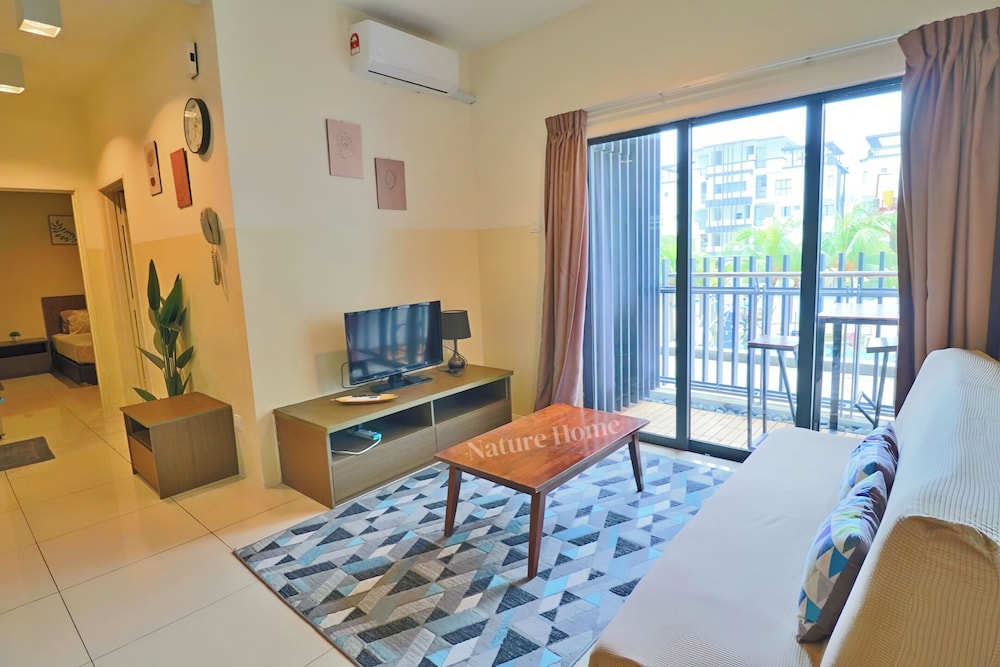 Standard Apartment, 2 Bedrooms, Pool View, Beachside - Photo 5