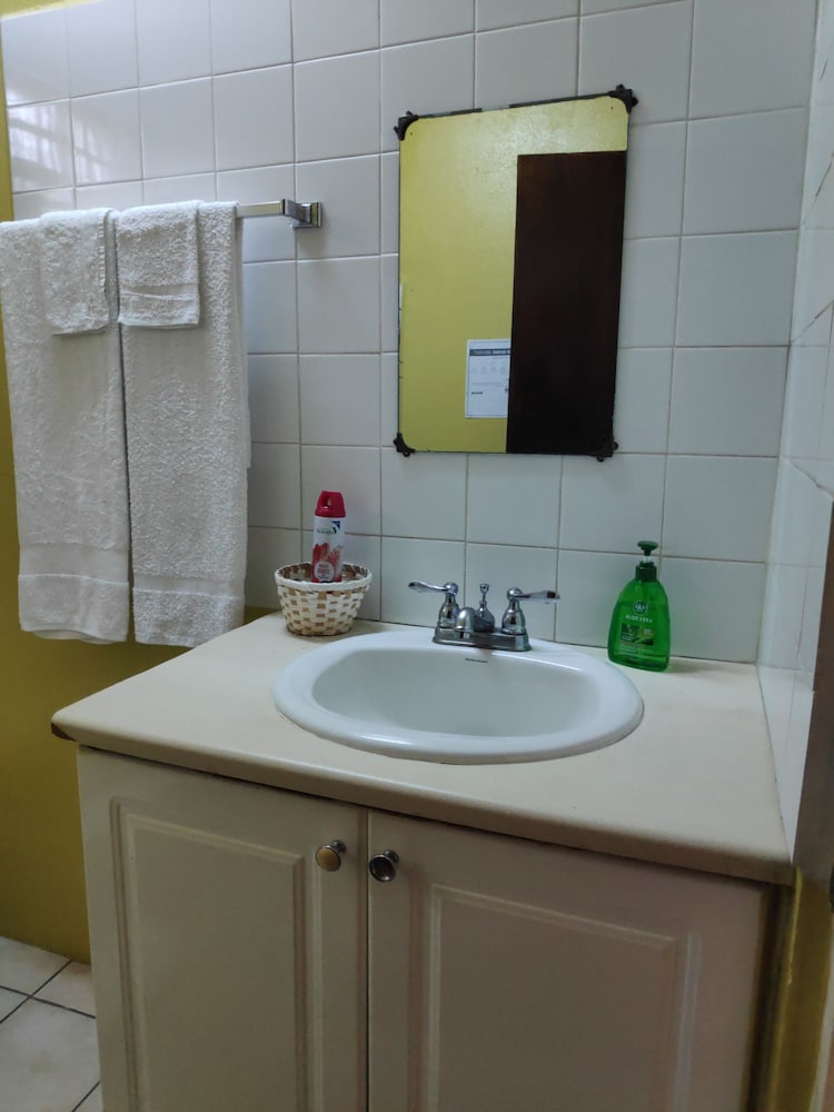 Comfort Apartment, 2 Bedrooms, Non Smoking, Ocean View photo 2