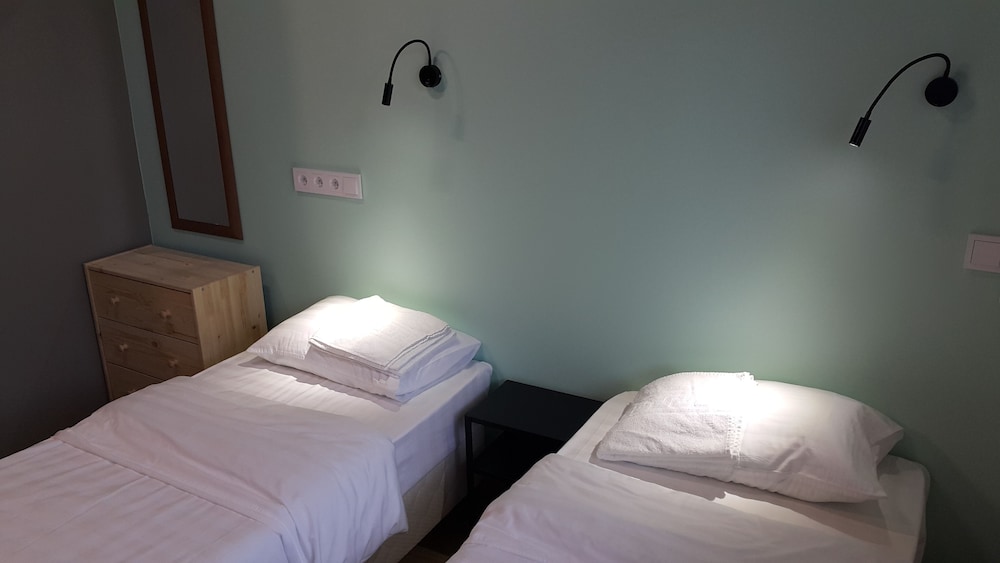Superior Double or Twin Room, Private Bathroom, City View photo 3