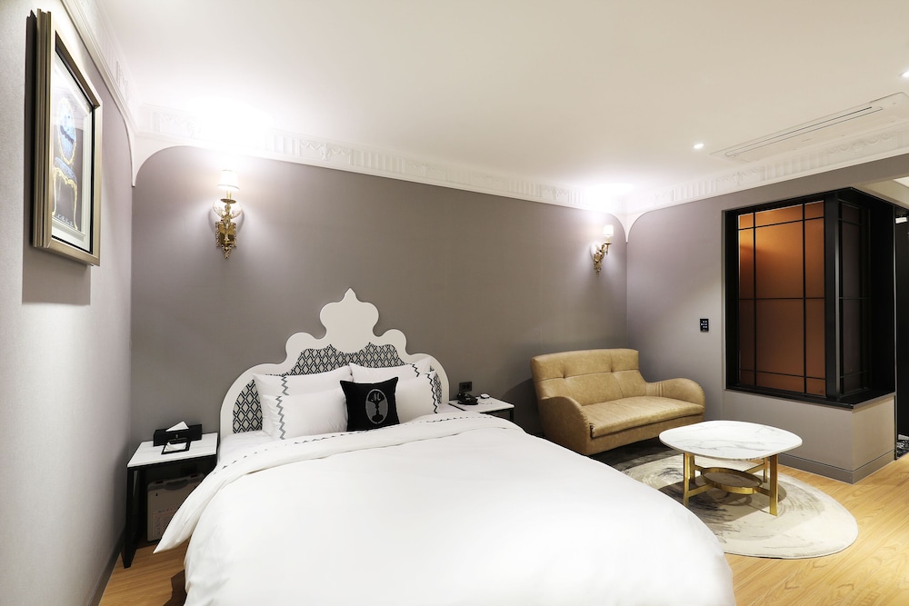Premium Double Room photo 3