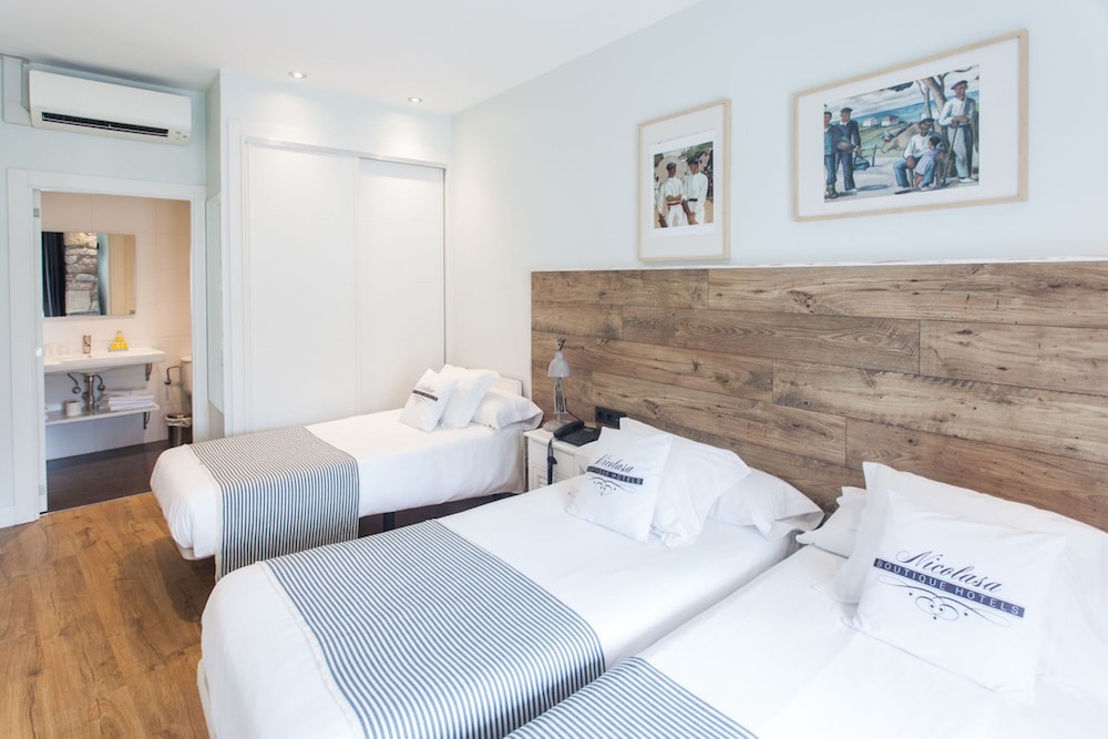 Triple Room, Balcony photo 2