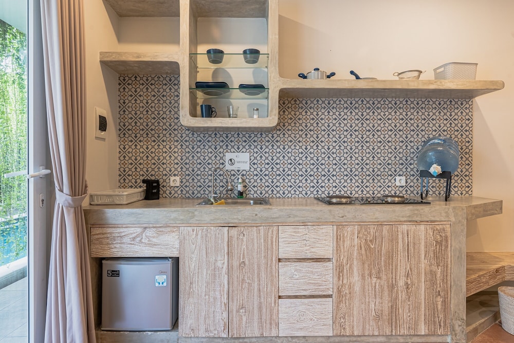 Suite with Private Kitchen - Photo 6