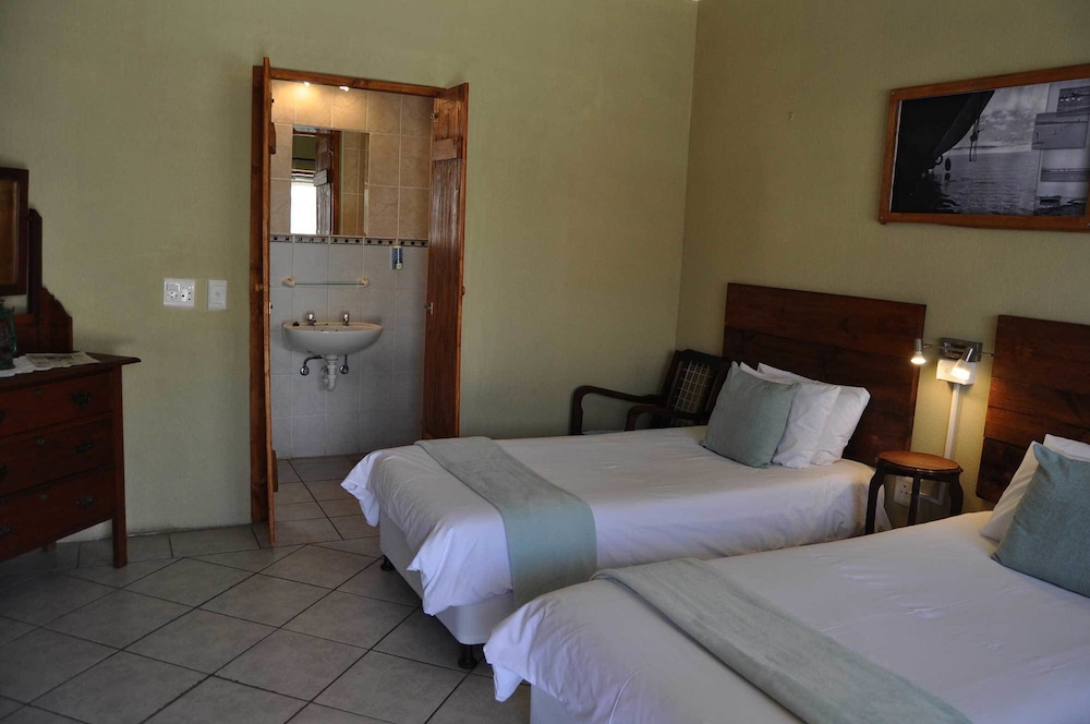 Standard Twin Room photo 1