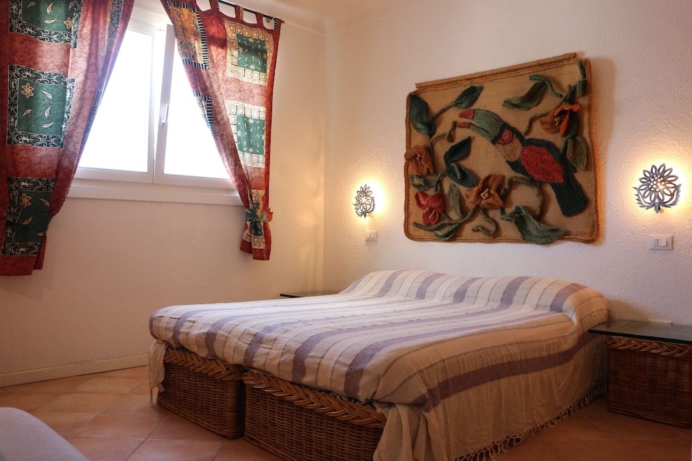 Duplex, 2 Bedrooms, Sea View (V214) photo 1
