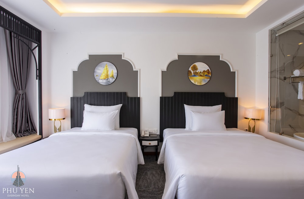 Deluxe Double or Twin Room photo 1