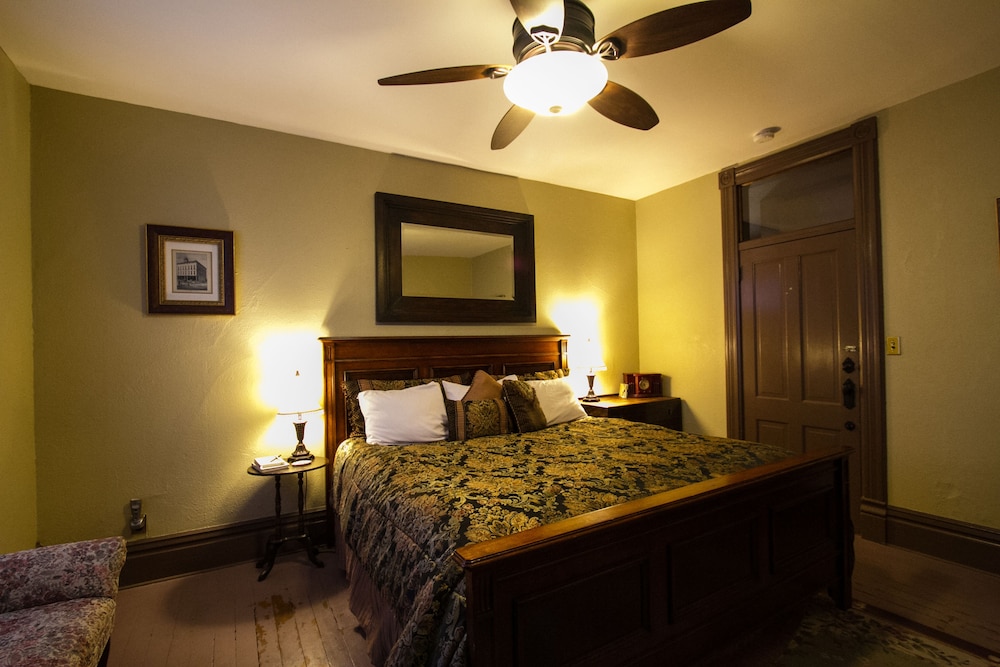 Room, Private Bathroom (Deschutes) photo 1