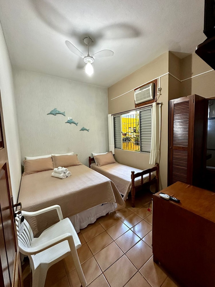 Economy Room