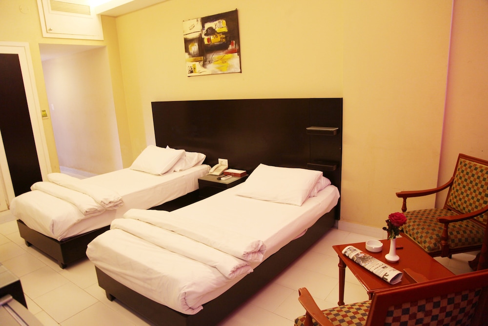 Standard Twin Room, City View photo 1