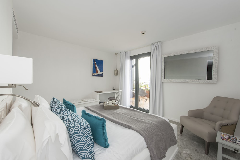 Double Room (Efcharisto) - Photo 2