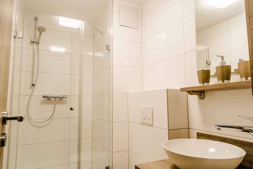 Deluxe Room - Photo 3