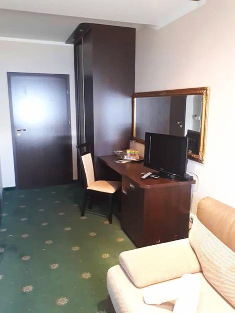 Apartment, Lake View photo 3