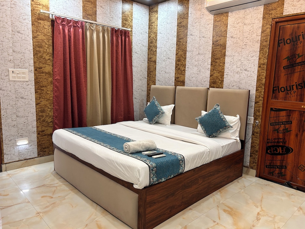 Deluxe Double Room, Air conditioning photo 2