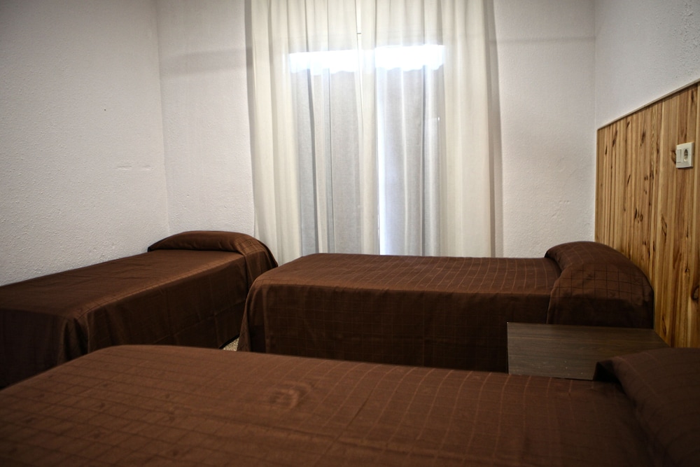 Habitación triple (2 adultos + 1 niño)