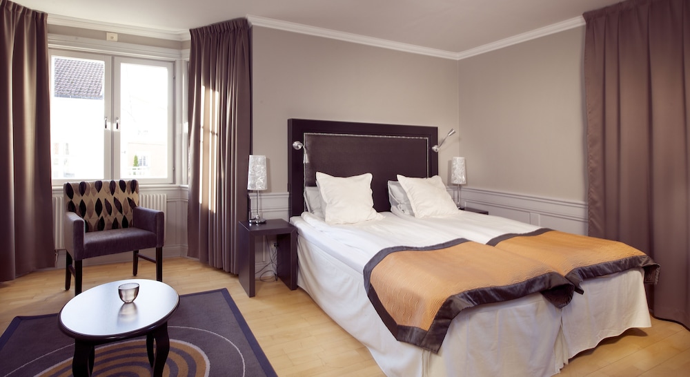 Deluxe Double Room, Non Smoking - Photo 1
