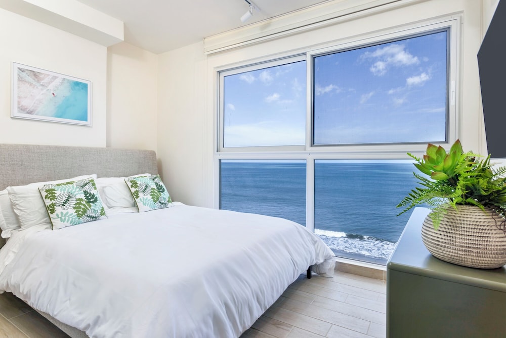 Luxury Apartment photo 2