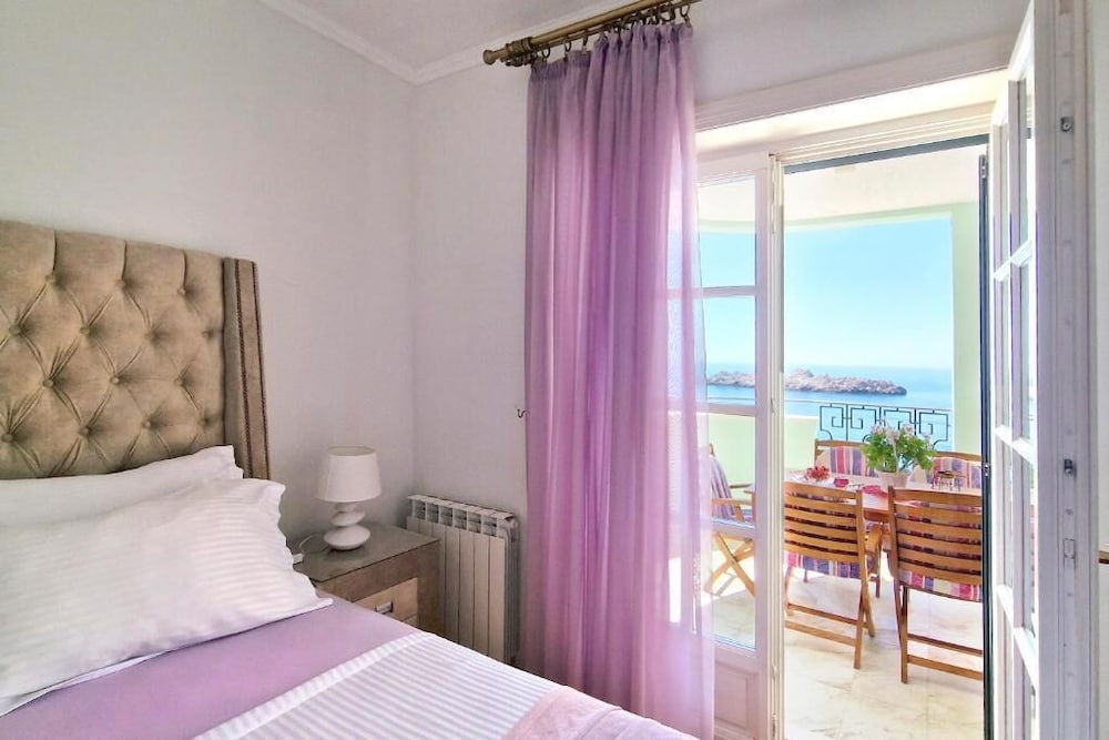 Premium Apartment, 4 Bedrooms, Sea View photo 1