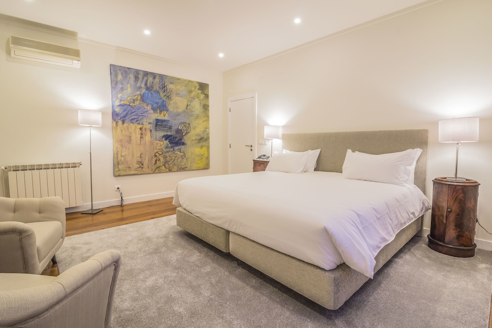 Superior Double or Twin Room, Ensuite photo 3