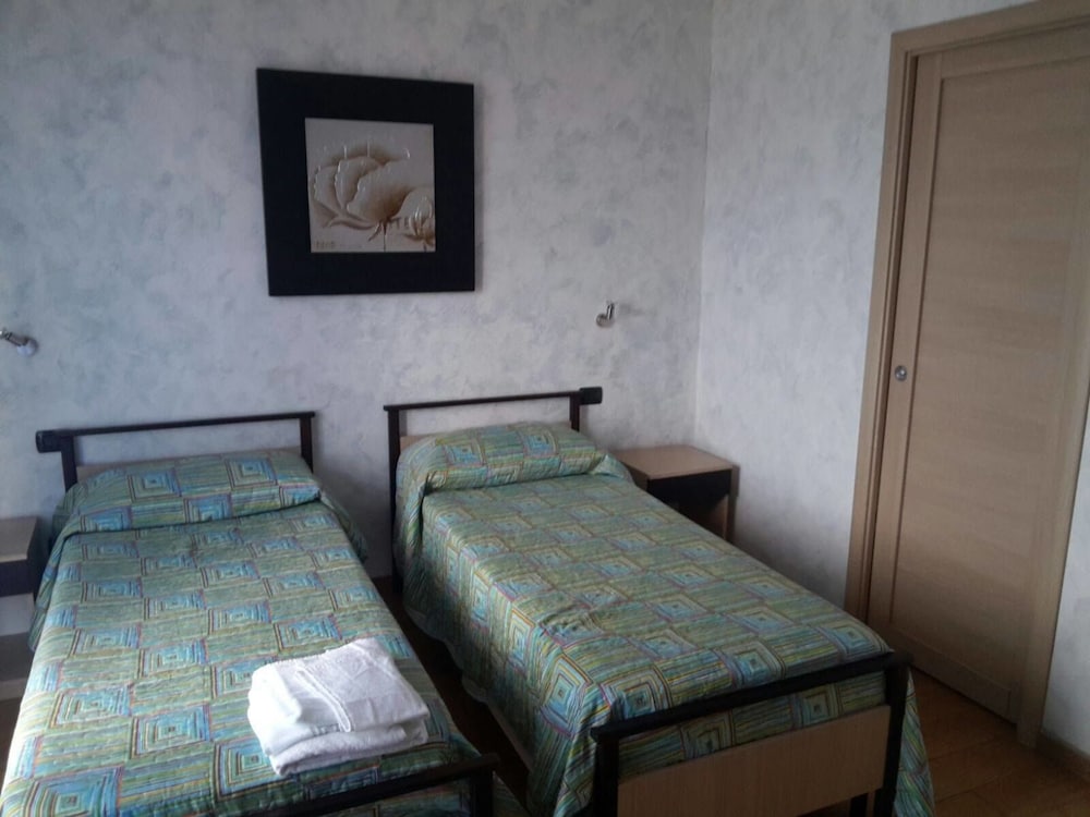 Twin Room photo 1