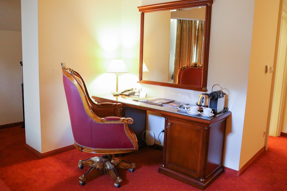 Standard Room, Balcony - Photo 8