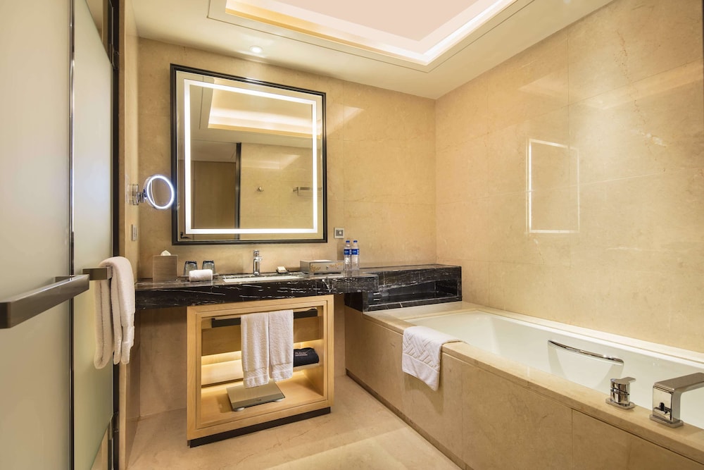 Executive Room, Club Lounge Access, Lake View