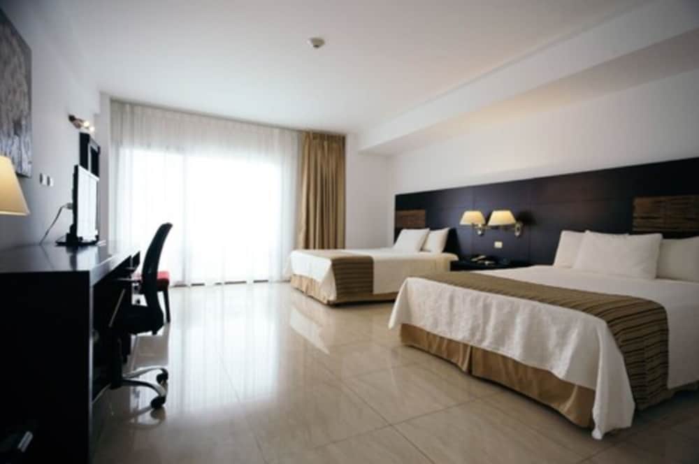 Double Room, 2 Double Beds, Balcony, Ocean View