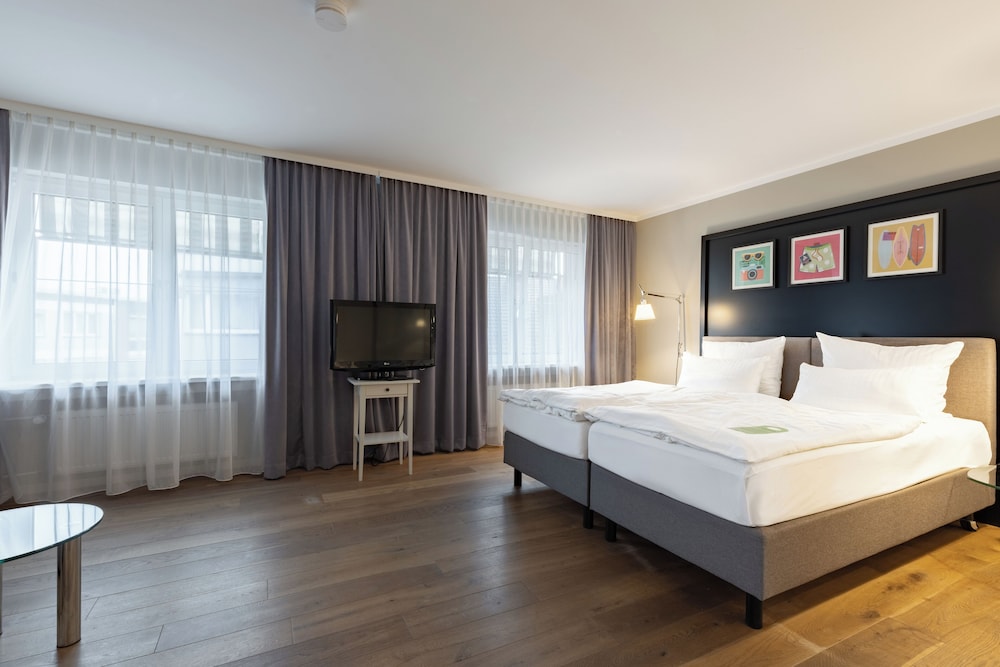 Premium Room, 3 Twin Beds (Annex) - Photo 5