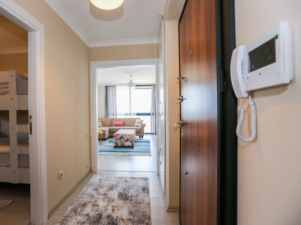 Apartment, 2 Bedrooms, Sea View - Photo 7