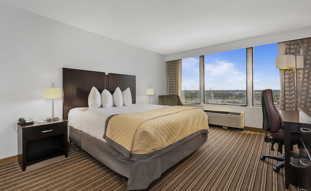Junior Suite, Non Smoking (1 King Bed) photo 2