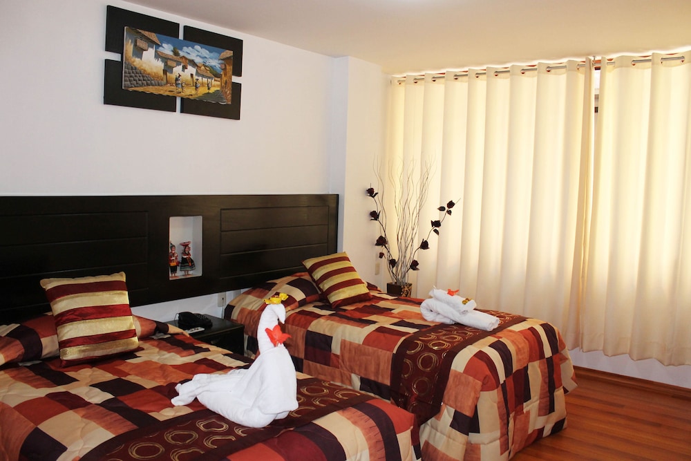 Twin Room, 2 Twin Beds, Private Bathroom photo 1