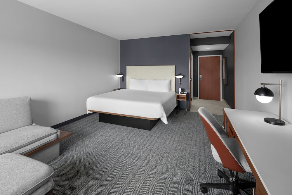 Room, 1 King Bed - Photo 1
