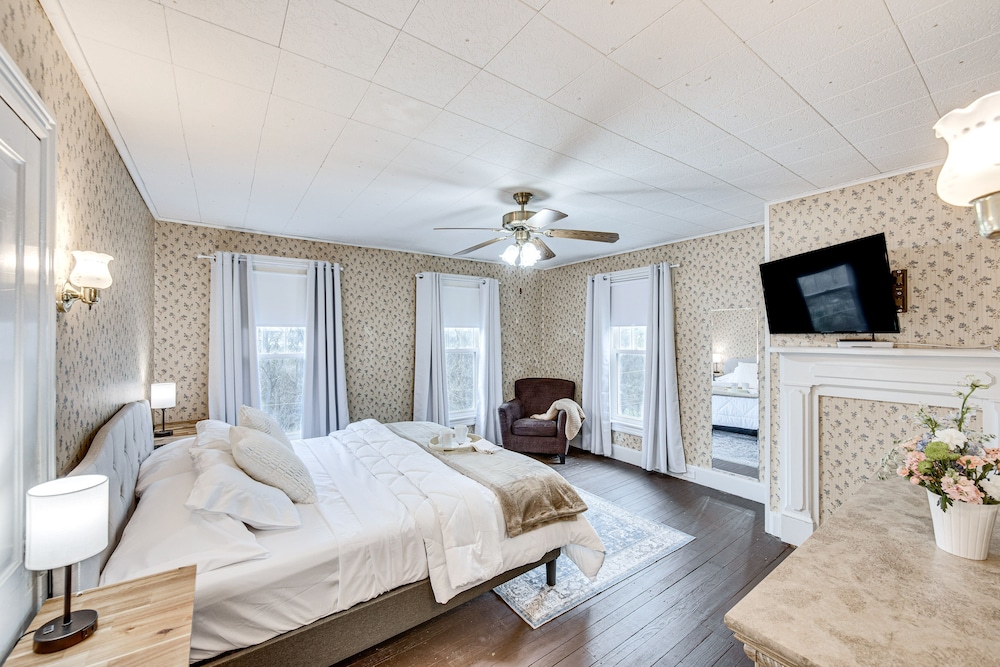 House (4 Bedrooms) photo 1