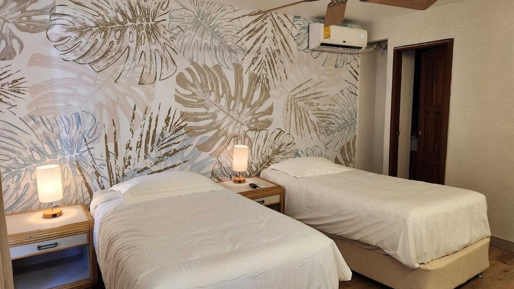 Family Suite, 2 Bedrooms, 2 Bathrooms, Ground Floor photo 3