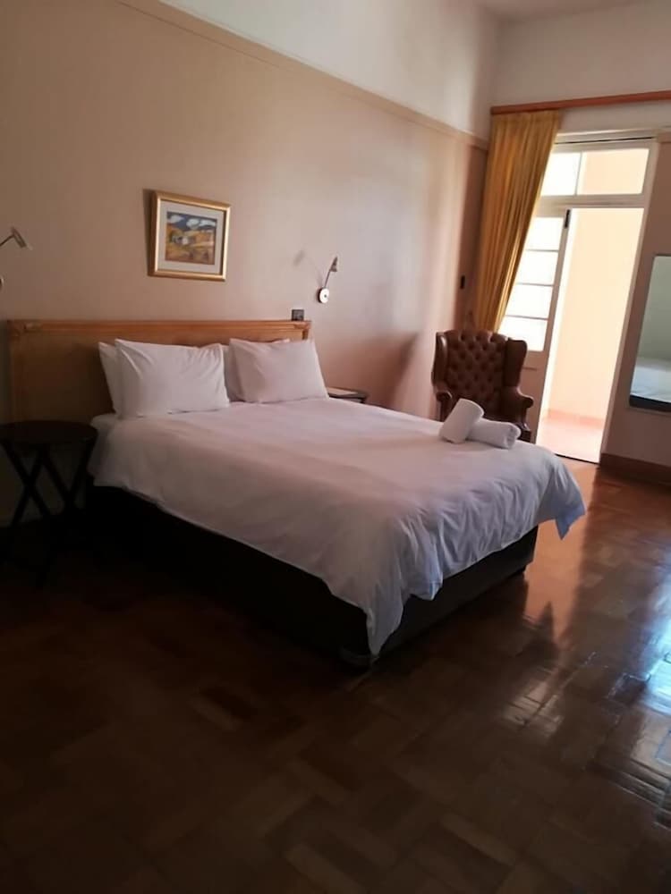 Standard Double Room, Courtyard View - Photo 1