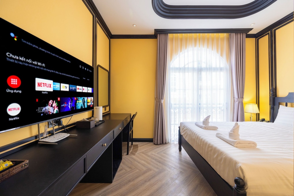 Classic Double Room, 1 Queen Bed, City View