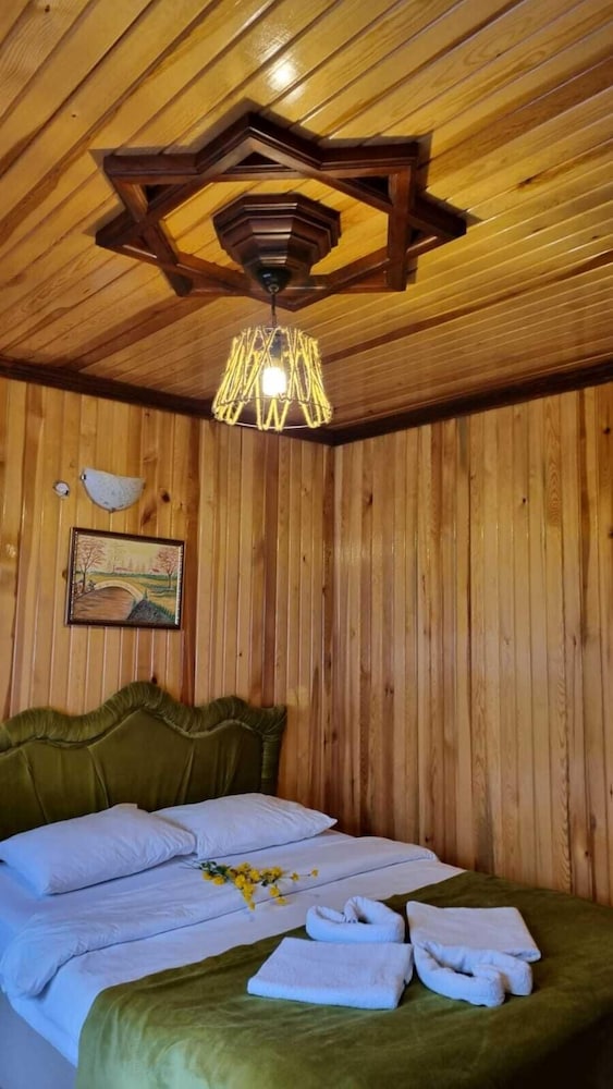 Standard Bungalow, 1 Double Bed, Non Smoking, Garden View photo 2