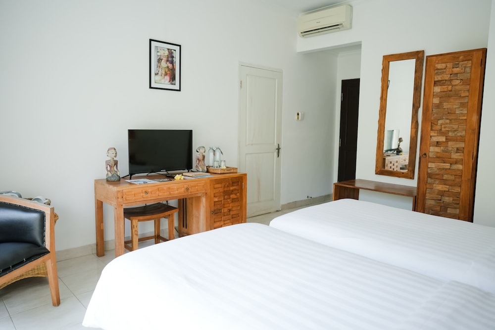 Standard Resort photo 2