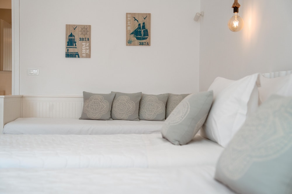 Deluxe Triple Room photo 1