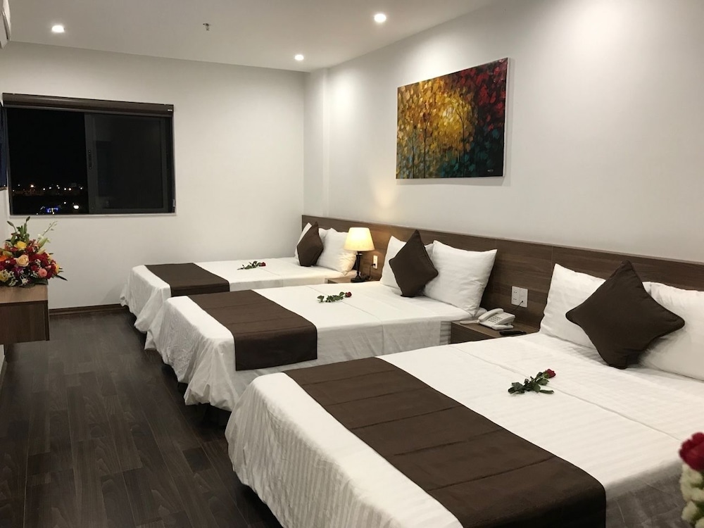 Family Room, Multiple Beds, Balcony, City View
