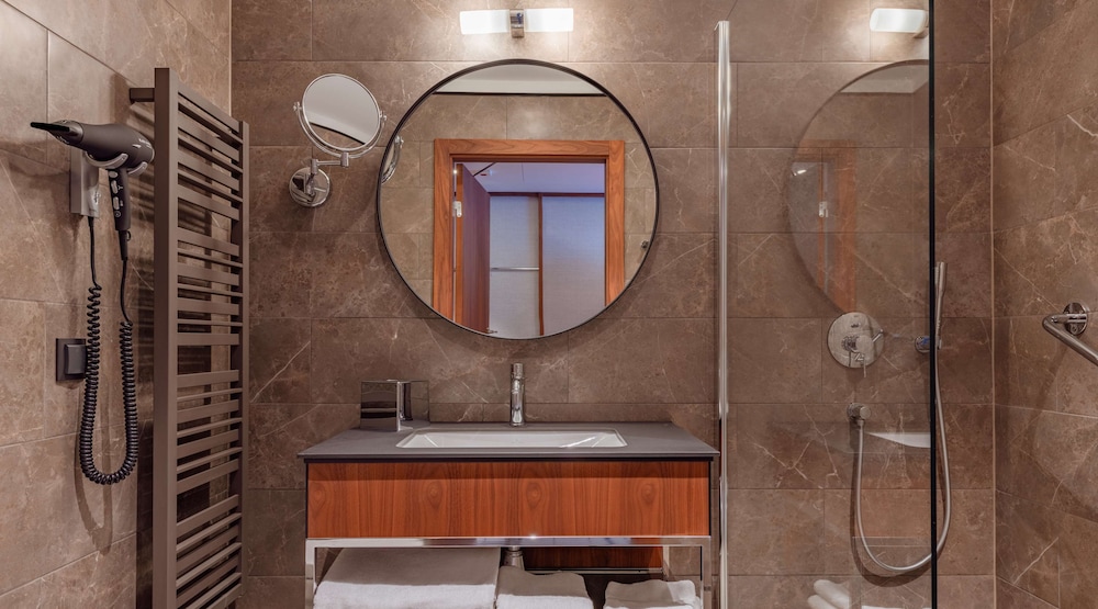 Superior Room, River View (Spa access)