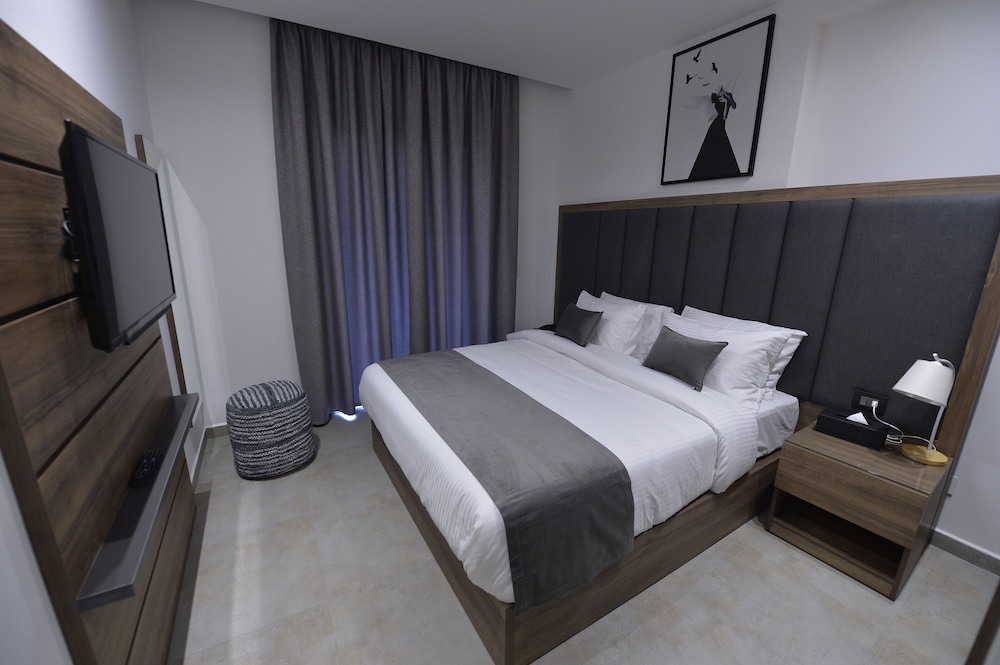 Economy Studio Suite photo 2