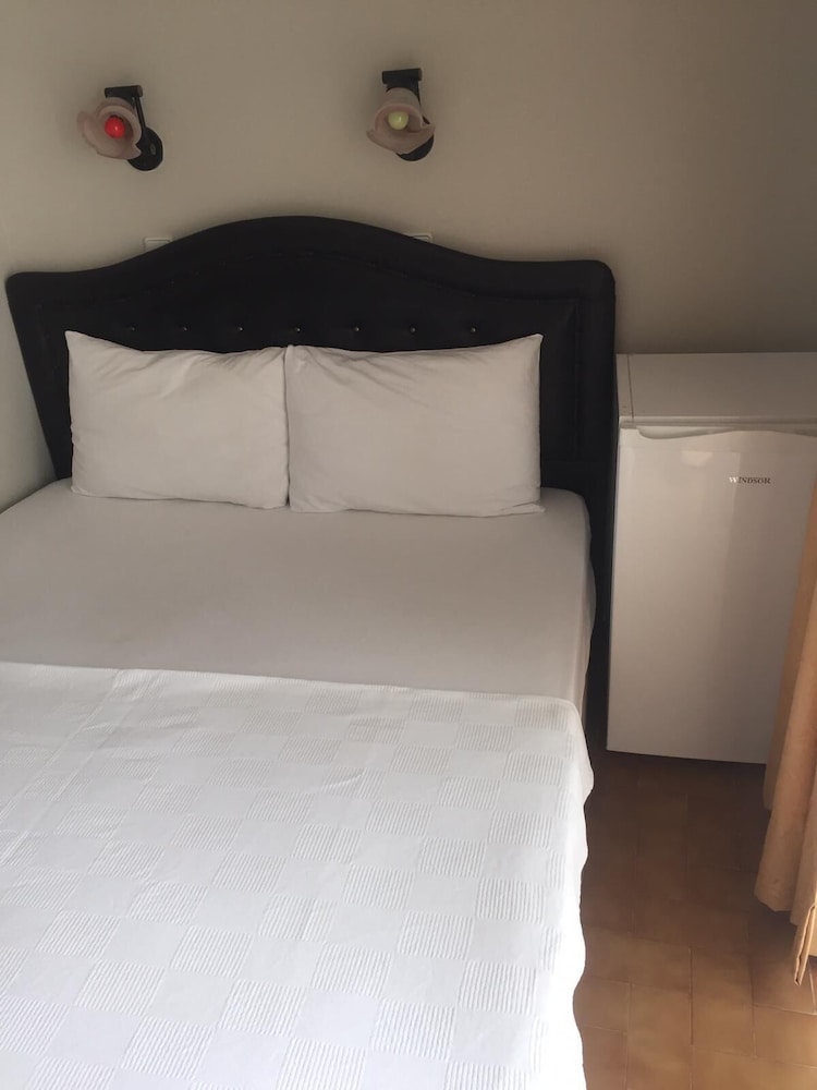 Double or Twin Room photo 2